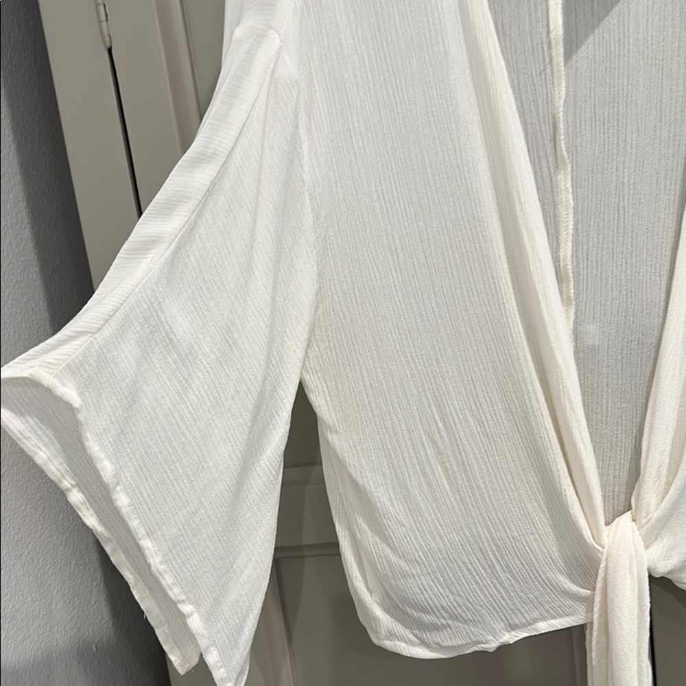 HYFVE White Tie-Front Shrug - Picture 4 of 11